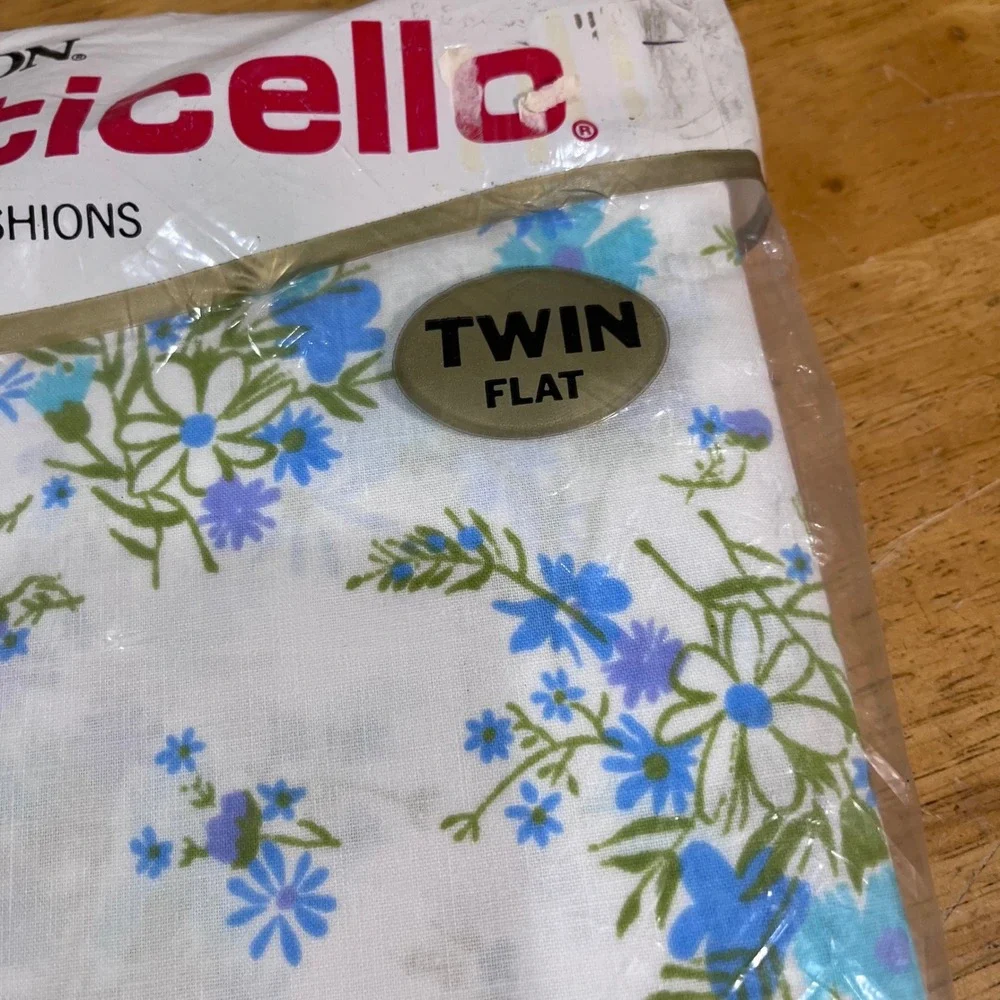 Vtg Cannon Monticello Twin Flat Sheet Blue Floral Field Flowers Made USA NEW